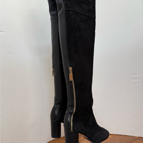 Stuart Weitzman Black Thigh High Boots - Picture 1 of 13